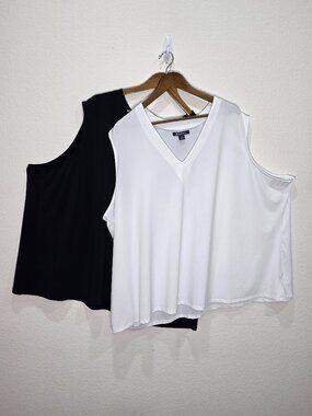 Roaman’s 2 Pack Sleeveless V-Neck Knit Shirts Solid Black & White 4X